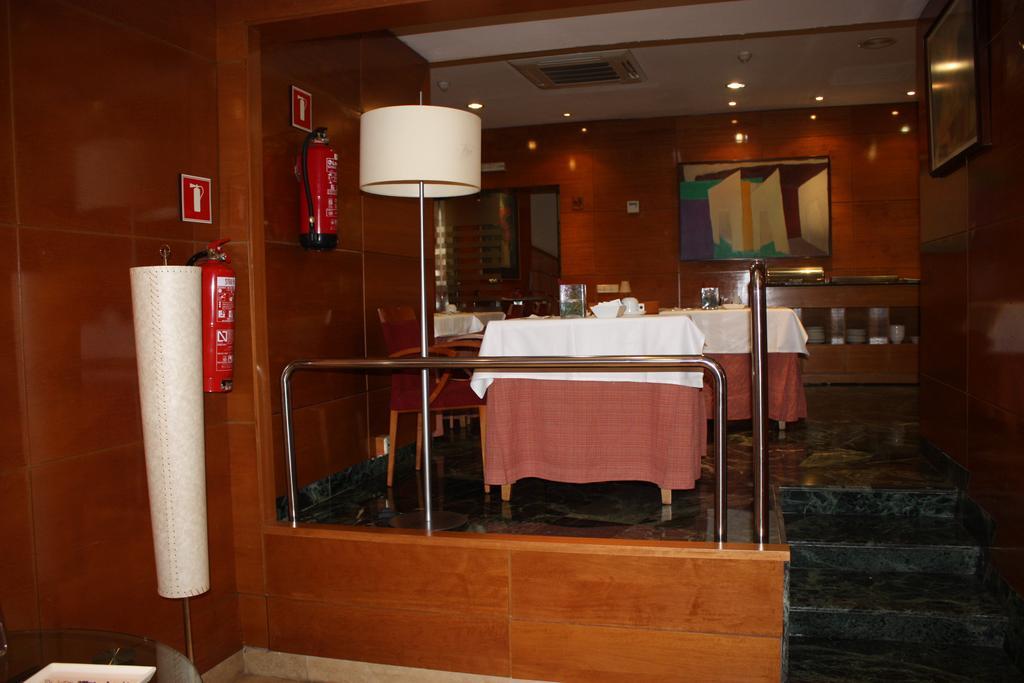 Hotel Pedralbes برشلونة المظهر الخارجي الصورة